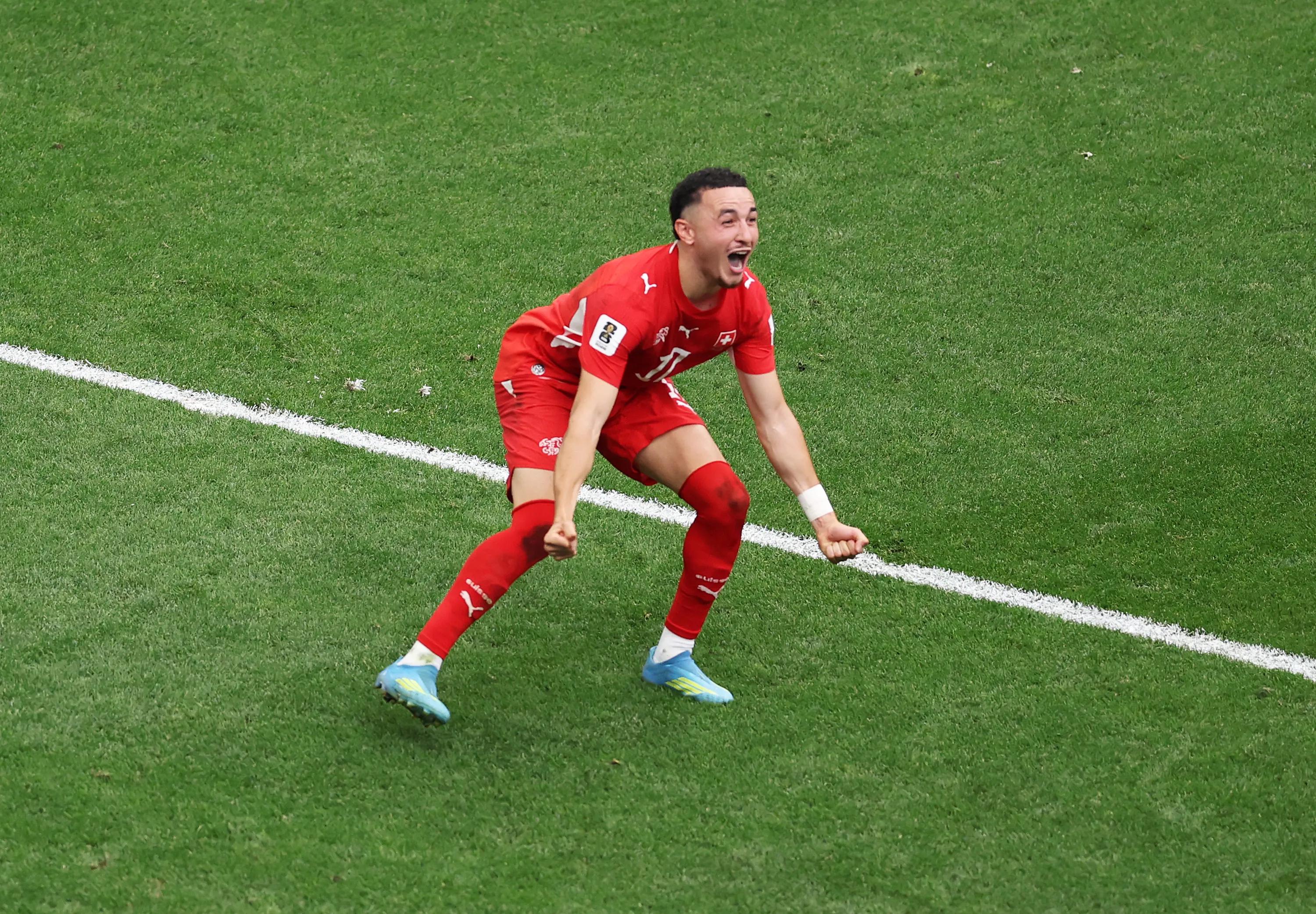 Shootout sends Swiss through as Colombia pay the penalty